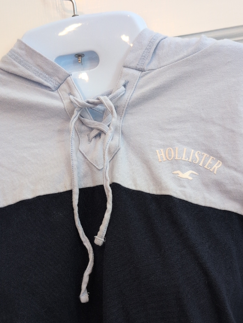 Hollister Lace-Up Two-Tone Hoodie in Light And Dark Blue